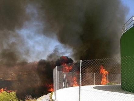 BREAKING: Så er de travle brandmænd igen på arbejde i Mijas, Málaga. Flere er blevet evakueret.
