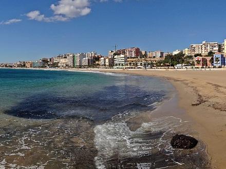 Foto: http://maxpixel.freegreatpicture.com/Villajoyosa-Sea-Alicante-Costa-Beach-Vila-Joiosa-2333684