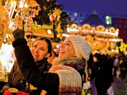 WEEKEND: Tid til at komme i julestemning - der er masser af fine markeder i Spanien, og vi ser på et par stykker.